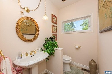 Welcome to a truly exceptional Olympic Peninsula custom built - photo 19