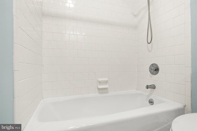 Welcome to Unit 506 at Anchorage Tower-move-in ready waterfront - photo 22