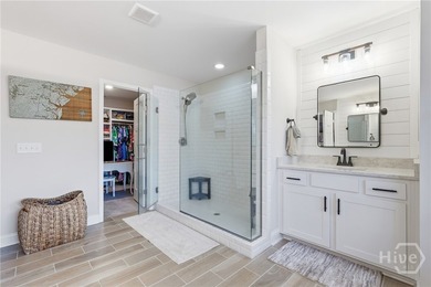 Located in Richmond Hill's *Belfast Lake* Community- this home - photo 25