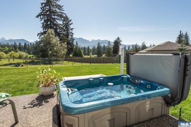 Welcome to a truly exceptional Olympic Peninsula custom built - photo 37