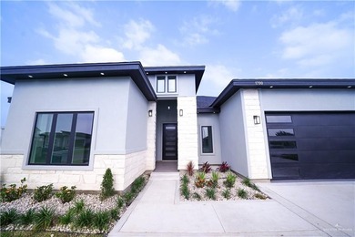 Step into modern elegance in Los Lagos, one of Edinburg's - photo 2