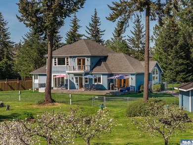 Welcome to a truly exceptional Olympic Peninsula custom built - photo 42