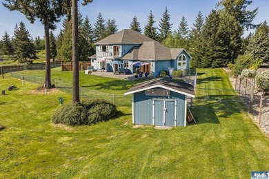 Welcome to a truly exceptional Olympic Peninsula custom built - photo 43