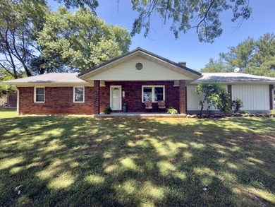 Lake Cumberland Home Sale Pending in Monticello Kentucky