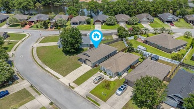 Move-in ready and built in 2014, this charming patio home offers - photo 4
