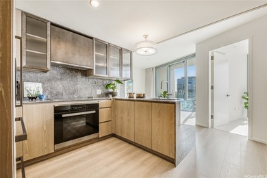 Discover unparalleled luxury in this high-floor 1-bd/1-ba - photo 10