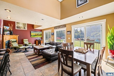 A rare opportunity to own a true slice of paradise on Lake - photo 14