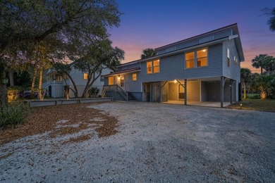 Enjoy this 4th row home & views of the golf course in the much - photo 1