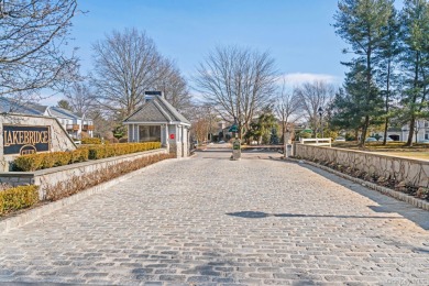 Lake Condo For Sale in Kings Park, New York