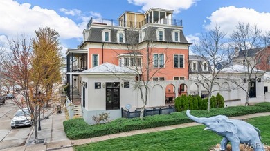 New Town living on the Grand Canal with stunning water views!