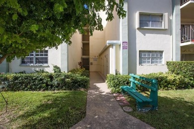 INVESTOR'S DREAM! Long-term tenant has lived in the unit for - photo 1
