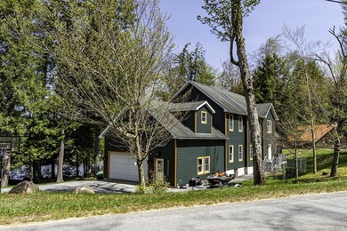 Located on the sought-after ''Golden Mile'' just minutes from - photo 3