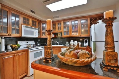 INVESTOR'S DREAM! Long-term tenant has lived in the unit for - photo 4