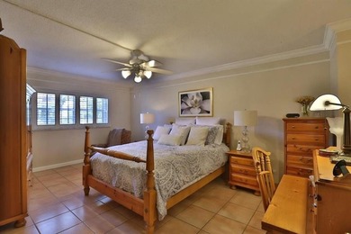 INVESTOR'S DREAM! Long-term tenant has lived in the unit for - photo 5