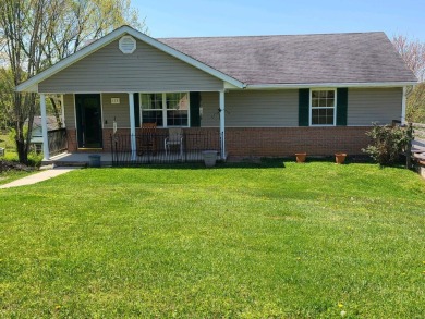 3 bedrooms 2 full baths. Potential for a 4th bedroom or a family - Lake Home For Sale in Somerset, Kentucky