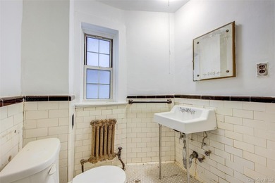 1 BED + 1 BATH The Most PRIVATE Double-Corner Unit Over a - photo 14
