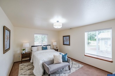 Great dual-living opportunity! Beautiful, move-in-ready 2016