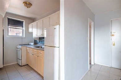 This exceptional apartment building offers an unparalleled - photo 6