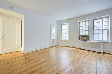 1 BED + 1 BATH The Most PRIVATE Double-Corner Unit Over a - photo 24