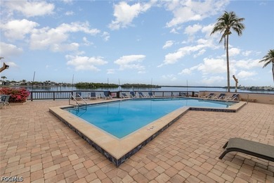 Best priced condo with boat dock and storage in Fort Myers - photo 25