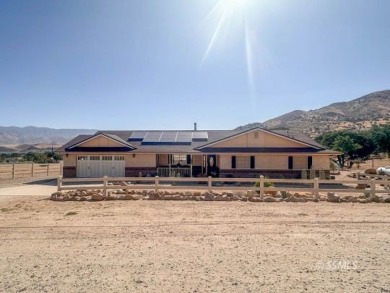 Lake Home For Sale in Lake Isabella, California