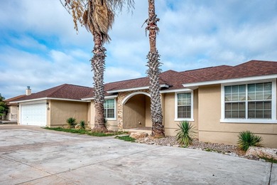Lake Amistad Home For Sale in Del Rio Texas