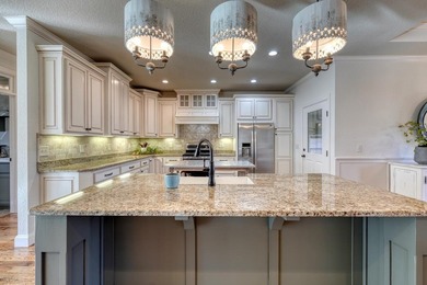 Welcome to this exceptional 19.2-acre Estate featuring a - photo 11