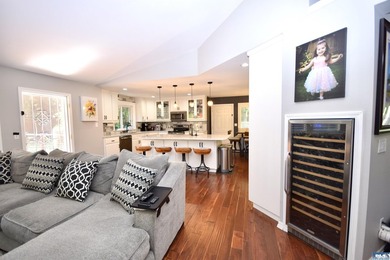 Experience the perfect blend of privacy, luxury, and outdoor - photo 13