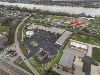 For the first time ever, this well-maintained shopping center is - photo 4