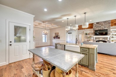 Welcome to this exceptional 19.2-acre Estate featuring a - photo 15