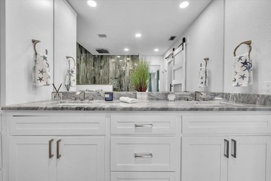 Stunning Coastal Contemporary with Sailboat Access | Punta Gorda - photo 17