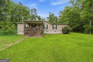 Great newer home in a quiet lake neighborhood with GREAT - photo 1