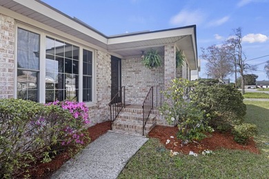 Welcome to this charming 4BR, 2BA, 2 car garage, brick ranch - photo 2