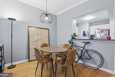 A city dweller's and water lover's dream location in Pierside at - photo 10