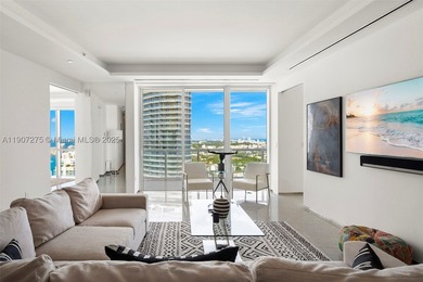Welcome to this spectacular PH 4104 at the prestigious ICON - photo 2