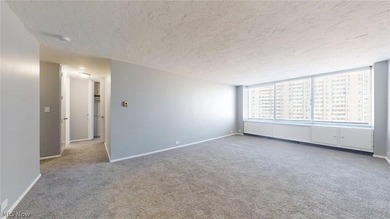 Welcome To Winton Place On Lakewood's Gold Coast! Experience The - photo 7