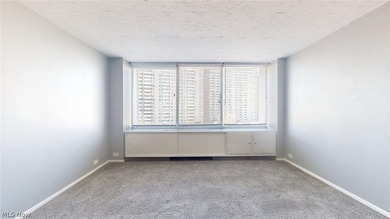 Welcome To Winton Place On Lakewood's Gold Coast! Experience The - photo 8