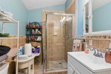 Welcome to 1055 Stanton Avenue. This Colonial - Amagansett - photo 6