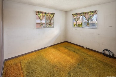 Location, location, location! Delightful 4-Bedroom, 2-Bath - photo 9