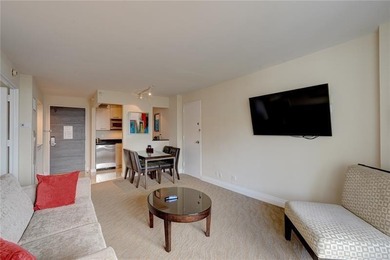 Great condo hotel unit in the heart of Fort Lauderdale. Located - photo 13