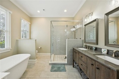 Discover the perfect blend of coastal elegance and serene island - photo 22