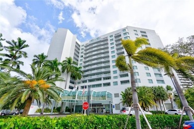 Great condo hotel unit in the heart of Fort Lauderdale. Located - photo 25