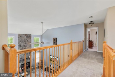 Welcome home to easy living in the beautiful and sought-after - photo 34