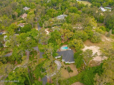 Discover the perfect blend of coastal elegance and serene island - photo 42