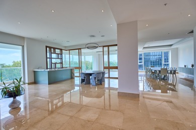 Luxury Apartment o Front-Line Location o Home-Style Living - photo 1