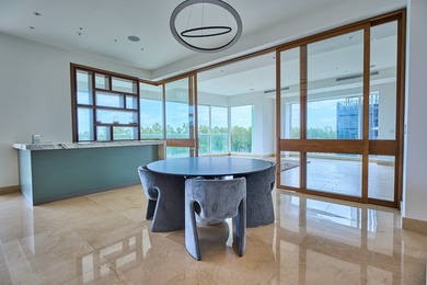 Luxury Apartment o Front-Line Location o Home-Style Living - photo 9