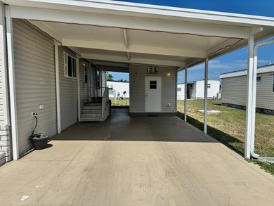 Welcome to this spacious and well-maintained 2008 mobile home - photo 6