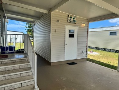 Welcome to this spacious and well-maintained 2008 mobile home - photo 8