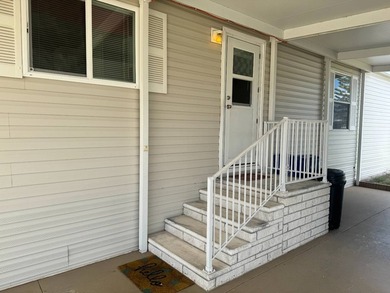 Welcome to this spacious and well-maintained 2008 mobile home - photo 9
