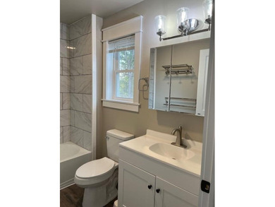 New construction home that lends itself to a variety of uses - photo 4